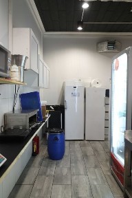 Odstąpię lokal gastronomiczny - Warszawa Ursus - 72 m²