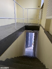 Pomieszczenia biurowo magazynowe na wynajem z ogrzewaniem i parkingiem