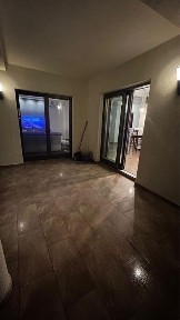 Ustrn apartament