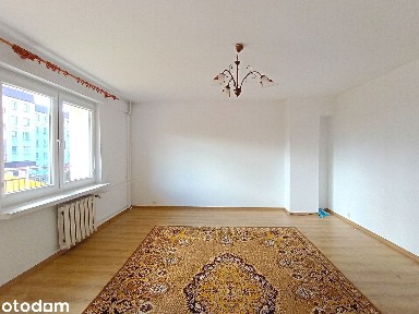 Dwupokojowe Mieszkanie z Dużym Balkonem / Pierwsze Piętro.