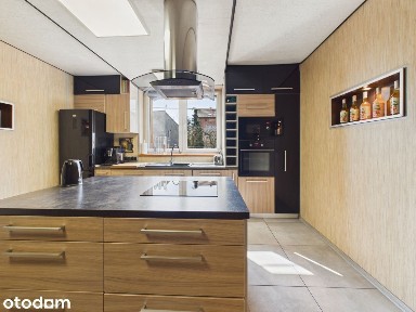 Duży Obiekt 439 m² pod Biznes, Usługi lub Kwatery