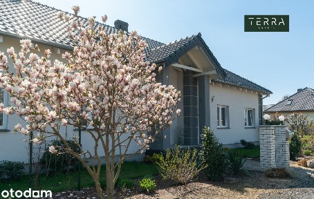 Parterowy dom z poddaszem do aranżacji - Oaza spokoju | 60m² tarasu
