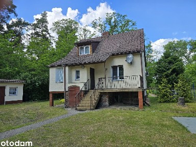 Dom pod lasem z dużą działką 1900 m²