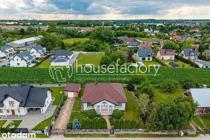 Dom wolnostojący, 3 sypialnie, 164m2, działka 960m