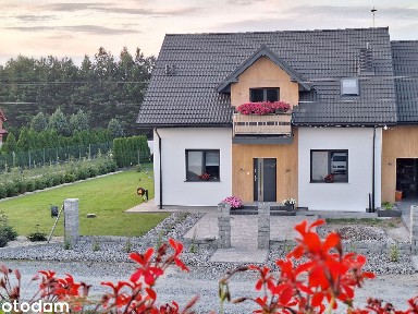 Przestronny dom 271 m² pod miastem z ogrodem