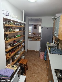 Zadbana szeregówka w cichej okolicy.
