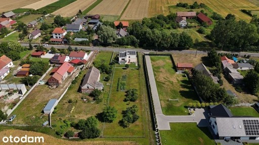 Dom wolnostojący z pompą ciepła i fotowoltaiką
