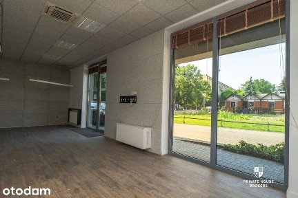 Lokal usługowy Krasickiego 57 mkw na sprzedaż