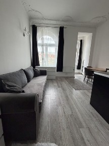 Rezerwacja Kawalerka bezczynszowa na wynajem w ścisłym centrum