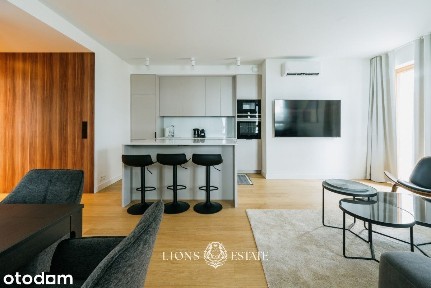 Luksusowy apartament, Bliska Wola