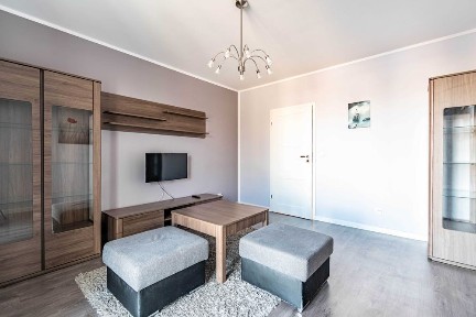 2-niezależne pok.56m2 *Myśliwska* od 1.IX, 2 balkony, parking