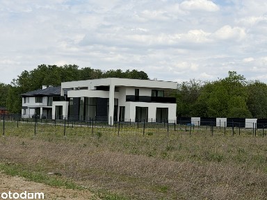 SPRZEDAM DOM 493 m2 NA DZIAŁCE 1760 m2 PRZY PARKU MAZOWSZE