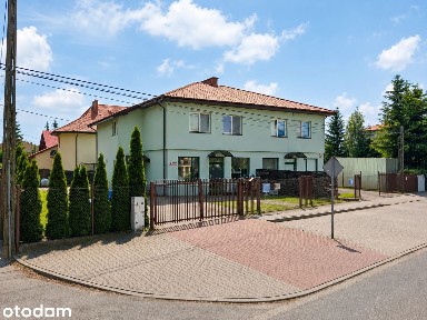 Raszyn-Rybie: bliźniak mieszkalno-usługowy, 2 segmenty