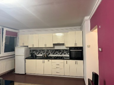 Kawalerka do wynajęcia - 2200 + oplaty