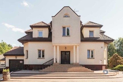 Mazowieckie, Karniewo