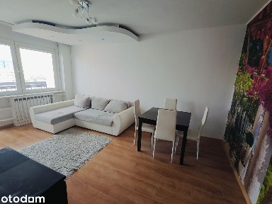 Wygodne 2 pokoje z miejscem postojowym i piwnicą