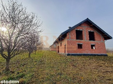 Błeszno | Stan surowy otwarty | Otwarta przestrzeń blisko miasta