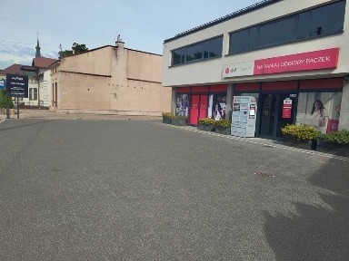 NOWOCZESNY LOKAL 230 m², WŁASNY PARKING, KLIMATYZACJA.