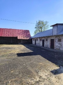 Wynajmę dom wraz z zabudowaniami gospodarczymi