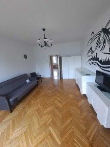 Wynajmę dużą kawalerkę 38 m2 ul. Dwernickiego