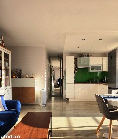 Bezczynszowe, 3 -pokojowe z garażem, miejscem postojowym i balkonem.