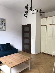 ul. Nowowiejska/Królewska, 2 niezależne pokoje 50m2