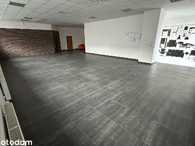 Hala produkcyjno-magazynowa z zapleczem biurowo-socjalnym