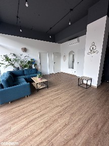 Lokal usługowy 105 m² | Duża witryna od ulicy, 3.3 m| Parter