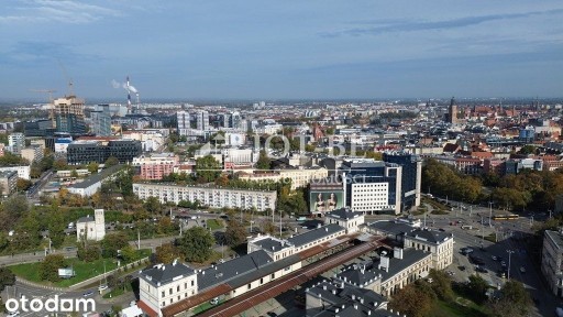 Powierzchnia biurowa/ Z najemcą / Roi