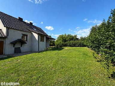 Dom po generalnym remoncie- 143 m², działka ok. 1150 m².