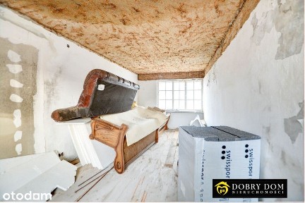 **Duży dom 300m2 do remontu,super lokalizacja**