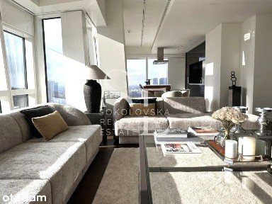 Ekskluzywny apartament w Złota 44