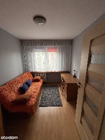3-pokojowe mieszkanie z oddzielną kuchnią i piwnicą w bloku z windą
