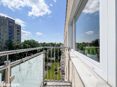 Dwustronne 3 pok. mieszkanie o pow. 53,50 m2 na IV piętrze z balkonem!