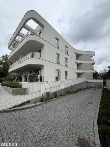 Unikatowy apartament z prywatnym tarasem na dachu budynku.