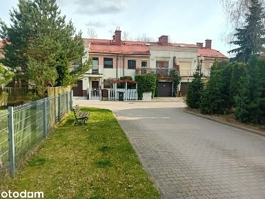 Dom w zabudowie szeregowej Sąsiedzka Wiśniewo Białołęka. Segment 147 m