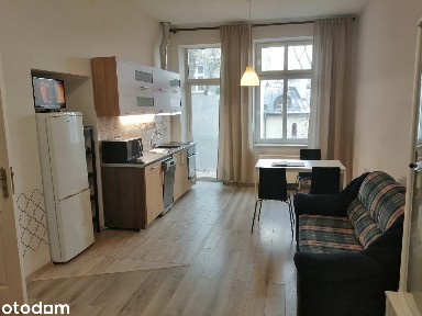 Kraków Stare Miasto REZERWACJA, 2 pokoje + Salon z kuchnią Staszica 6