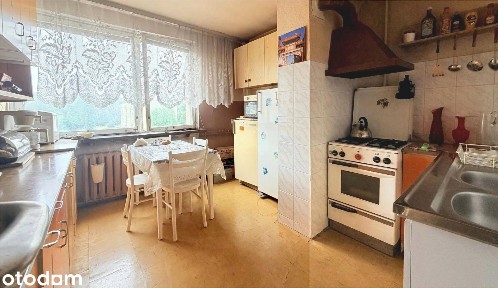 Trzypokojowe mieszkanie z balkonem w Łodzi