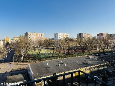 Słoneczna kawalerka z balkonem obok parku Szczęśliwickiego