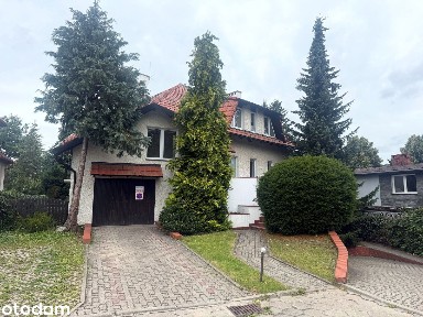 Budynek mieszkalny z częścią usługową/magazynową