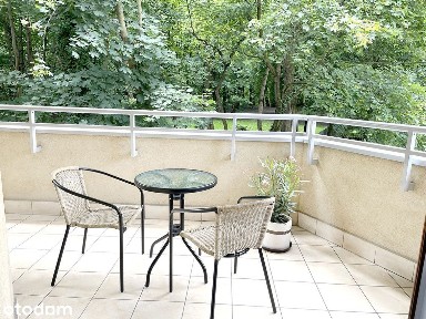 2-pokojowy apartament z dużym tarasem z.widokiem na park + garaż