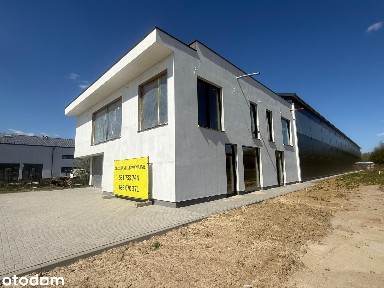 Hala magazynowo - biurowa 1300 m² z parkingiem i mediami