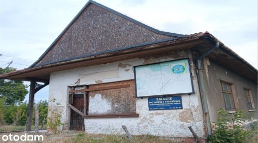 Cięcina- budynek dworca kolejowego