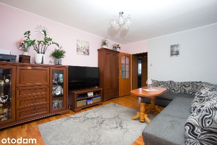 Balkon, okna na dwie strony