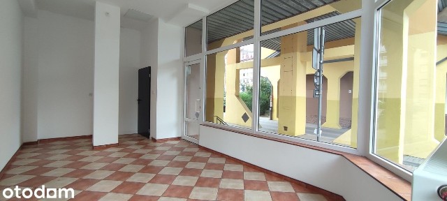 Lokal użytkowy 22,3 m² | parter | witryna |ok. Bema | po remoncie