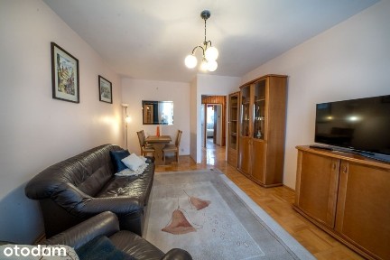 4-pokojowe mieszkanie w ścisłym centrum - ul. Chmielna, 74 m2