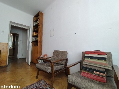 Piotrkowska/Sienkiewicza/ niski blok z cegły