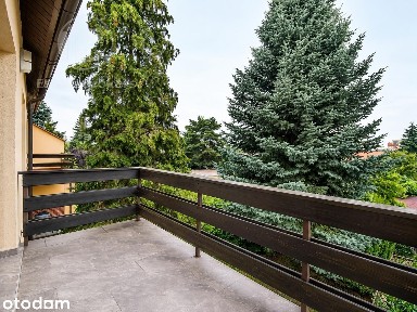 Duży dom w dobrej lokalizacji | 4 balkony | Pet-friendly