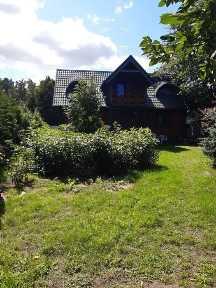Dom całoroczny w Jantarze - działka 818 m², blisko morza