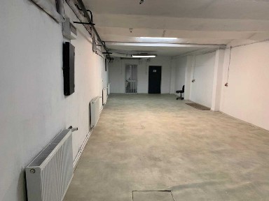 Wynajmę przestronne pomieszczenie 161 m² z windą